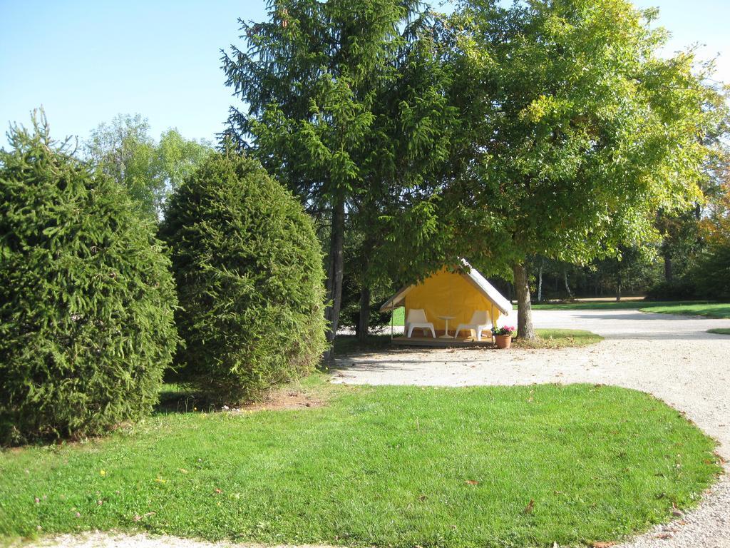 Camping Porte Des Vosges Bulgnéville Camera foto