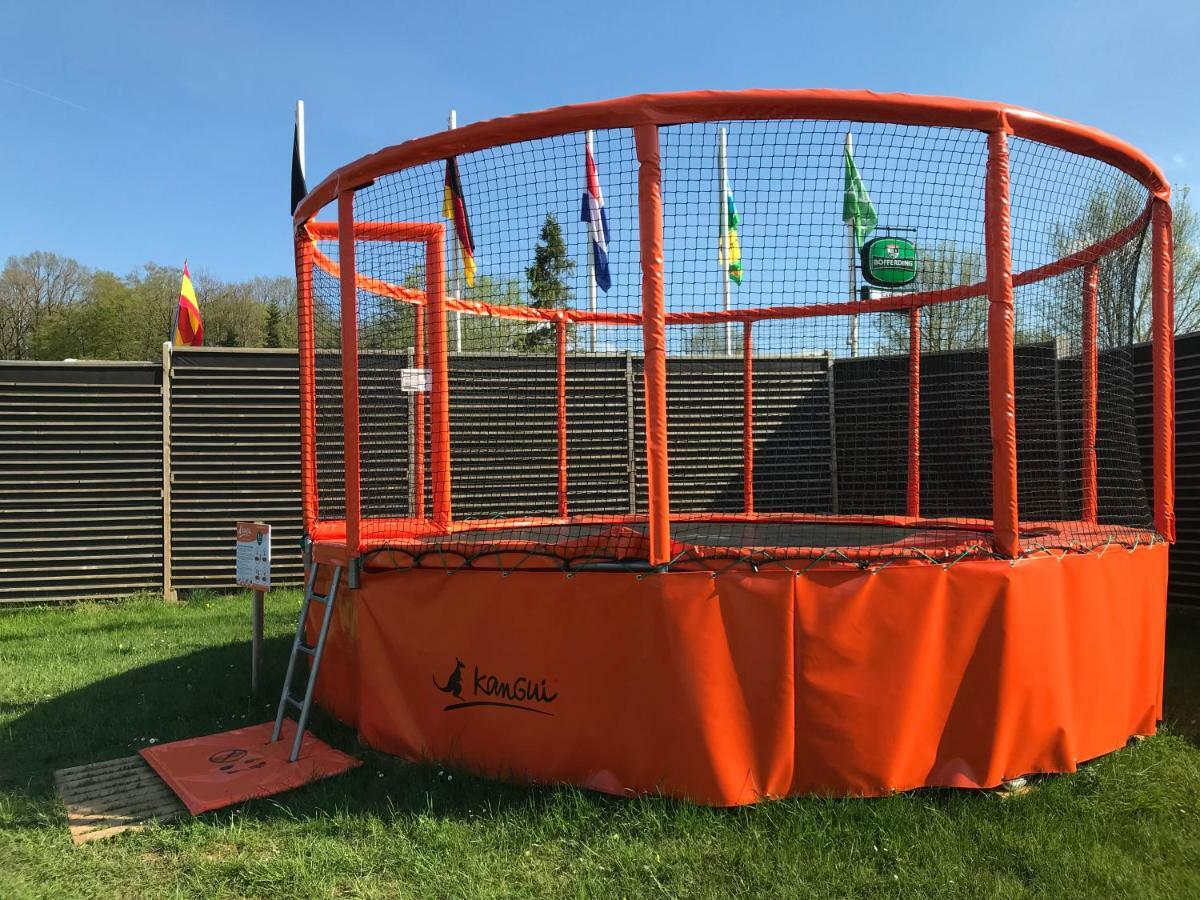 Camping Porte Des Vosges Bulgnéville Esterno foto