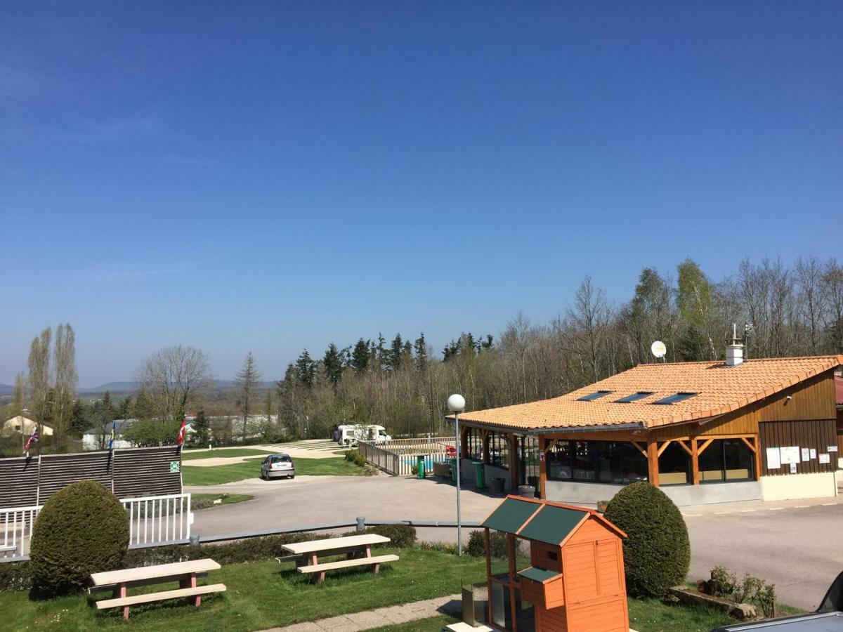 Camping Porte Des Vosges Bulgnéville Esterno foto